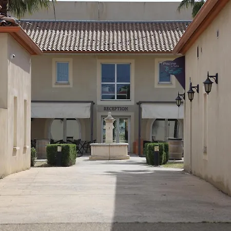 Résidence Les Jasses De Camargue Village de vacances